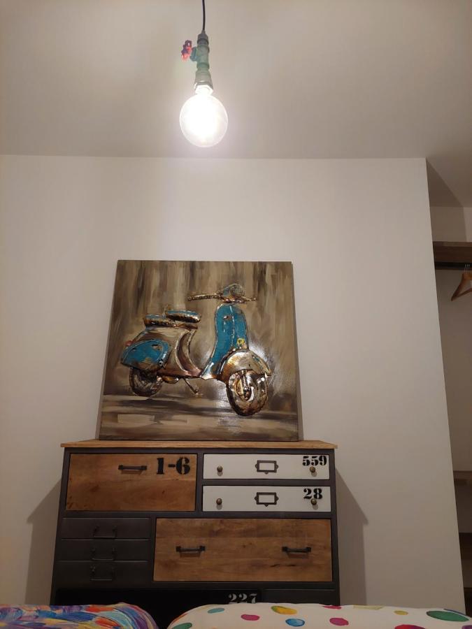 La Bougainville - Luxury Apartment Torbole Sul Garda Exteriör bild